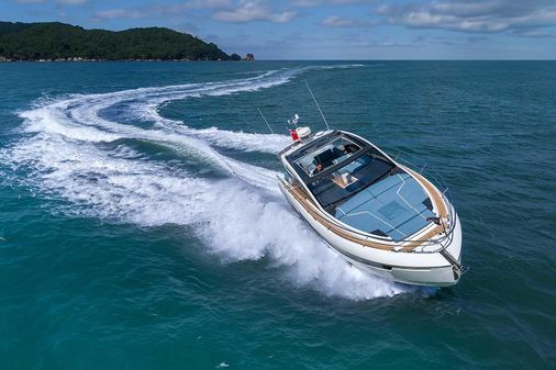 Fairline TARGA-40 image