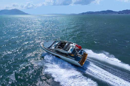 Fairline TARGA-40 image