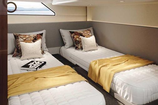 Fairline TARGA-40 image