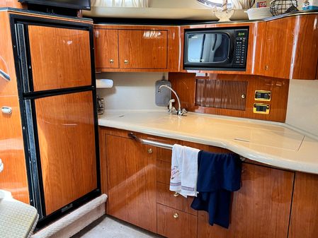 Sea Ray 380 Sundancer image