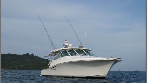 Cabo Yachts 52 Express