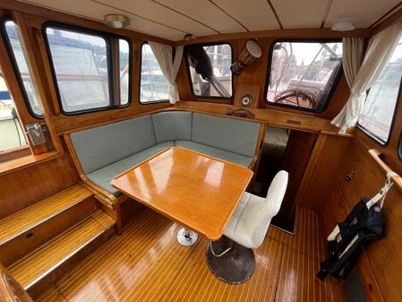 Nauticat PILOTHOUSE-38 image