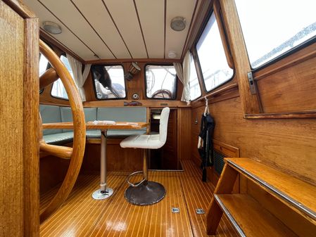 Nauticat PILOTHOUSE-38 image