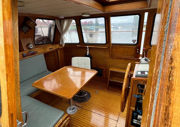 Nauticat PILOTHOUSE-38 image