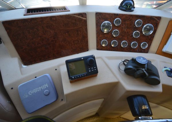 Meridian 490-PILOTHOUSE image