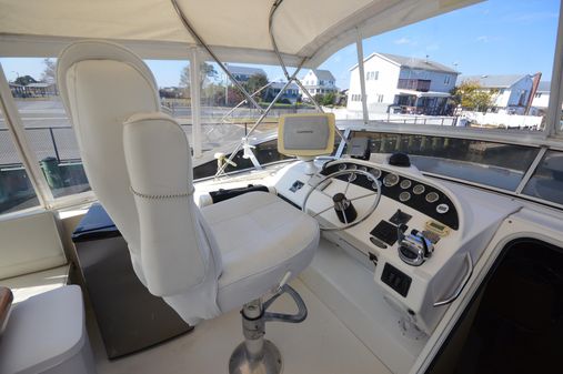 Meridian 490-PILOTHOUSE image