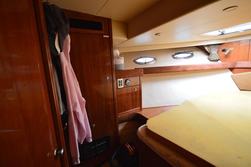 Meridian 490-PILOTHOUSE image