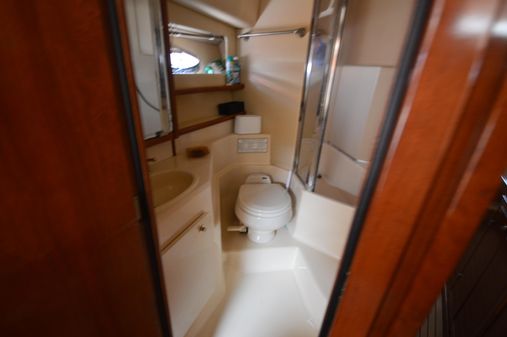 Meridian 490-PILOTHOUSE image