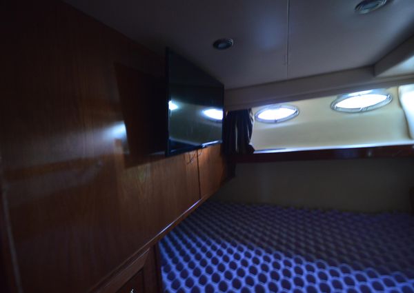 Meridian 490-PILOTHOUSE image