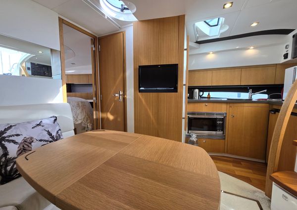 Fairline TARGA-38-GT image