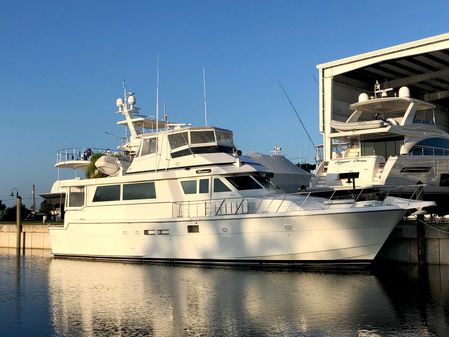 Hatteras 62 Cockpit Motor Yatch image