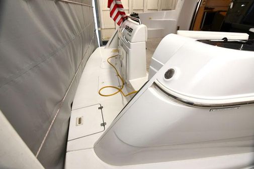 Carver 530 Voyager Pilothouse image
