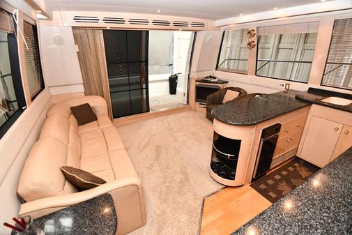 Carver 530 Voyager Pilothouse image