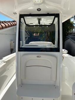 Sea Hunt Ultra 255 SE image