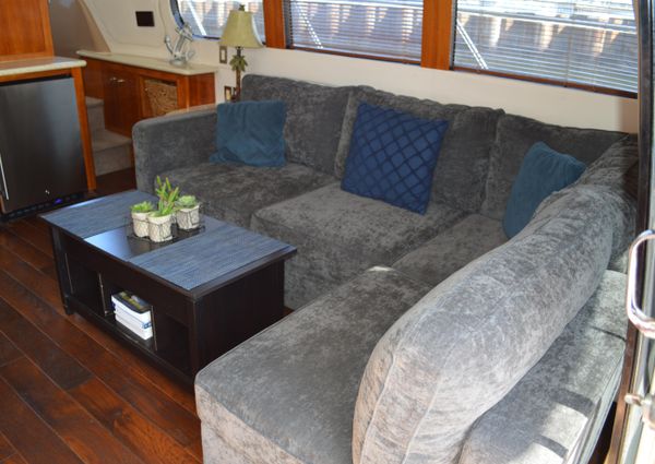 Carver 530-VOYAGER-PILOTHOUSE image