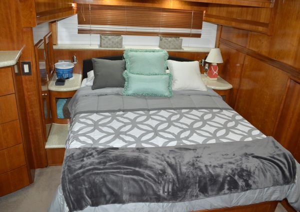 Carver 530-VOYAGER-PILOTHOUSE image