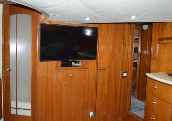 Carver 530-VOYAGER-PILOTHOUSE image