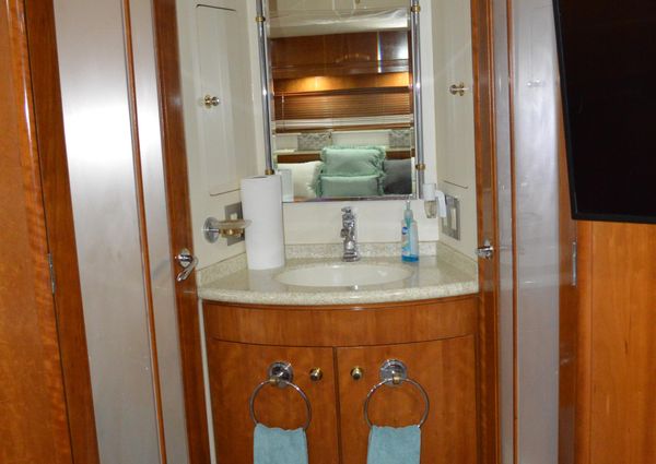 Carver 530-VOYAGER-PILOTHOUSE image