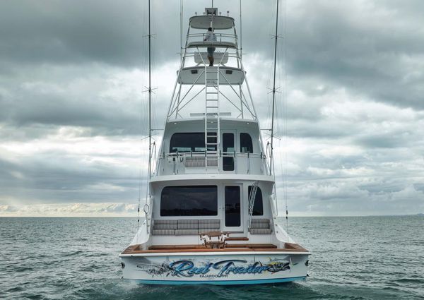 Hatteras 68 Enclosed Bridge image