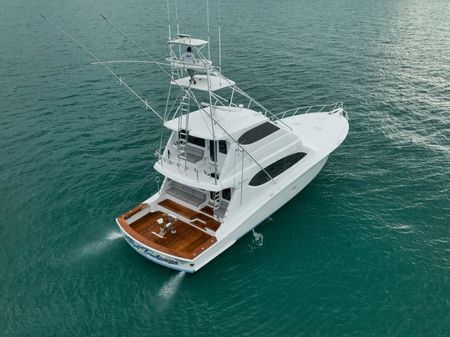 Hatteras 68 Enclosed Bridge image