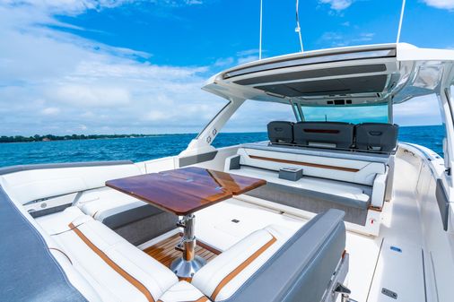 Tiara Yachts 43 LS image