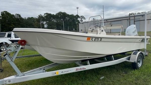 Carolina Skiff 192 JLS CC