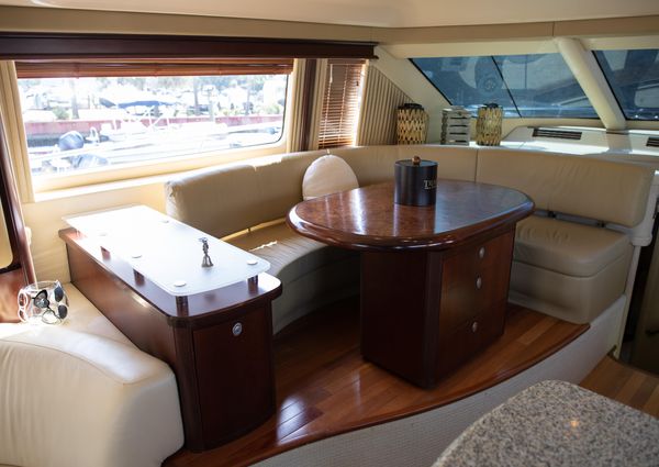 Sea Ray 58 Sedan Bridge image