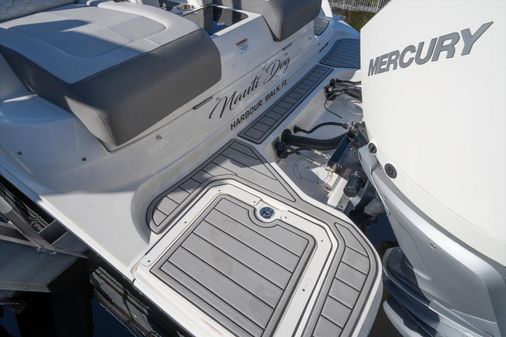 Sea Ray SDX 290 Outboard image