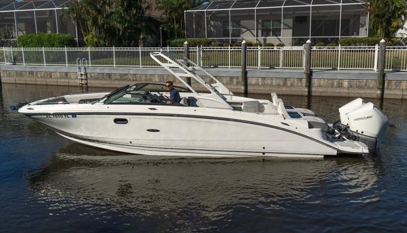 Sea Ray SDX 290 Outboard image