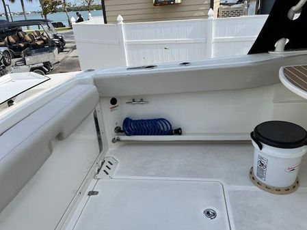 Boston Whaler 270 Vantage image