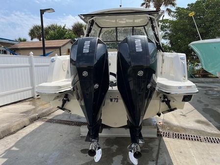 Boston Whaler 270 Vantage image