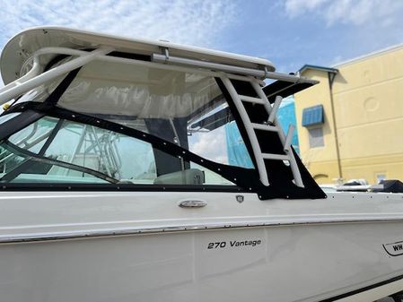 Boston Whaler 270 Vantage image