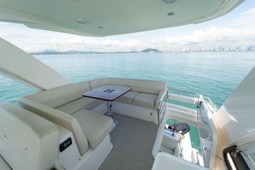 Tiara Yachts F44 Flybridge image