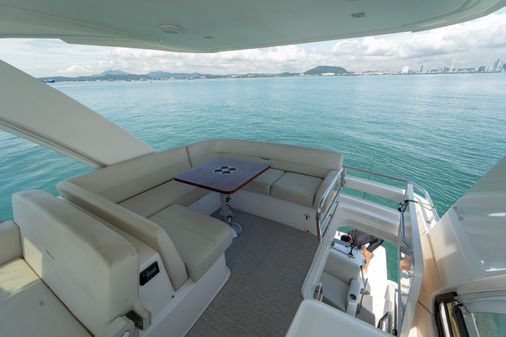 Tiara Yachts F44 Flybridge image