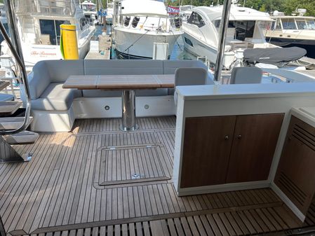 Sunseeker Manhattan 66 image