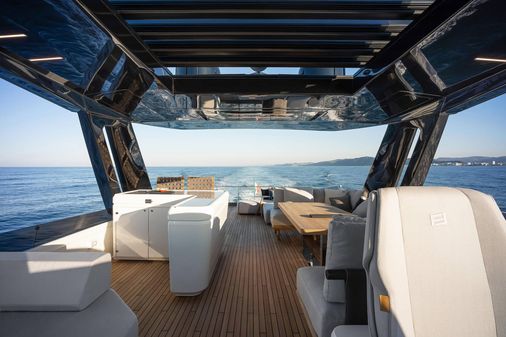 Ferretti Yachts 780 image