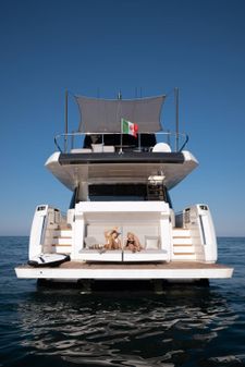 Ferretti Yachts 780 image