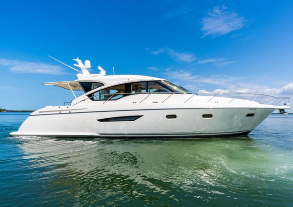 Tiara Yachts 5800 Sovran image