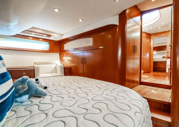 Tiara Yachts 5800 Sovran image