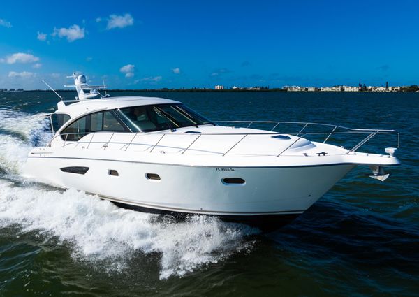 Tiara Yachts 5800 Sovran image