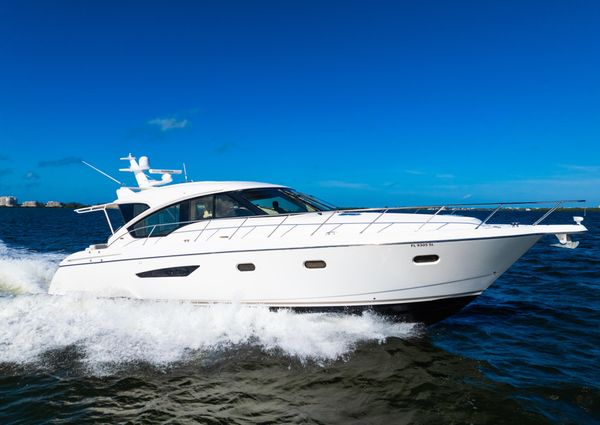 Tiara Yachts 5800 Sovran image