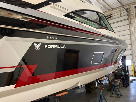 Formula 430 Super Sport Crossover image