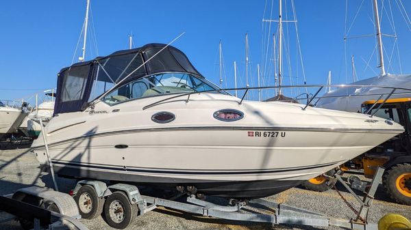 Sea Ray 240 Sundancer