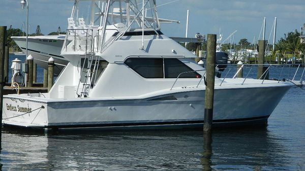 Hatteras 39 Convertible