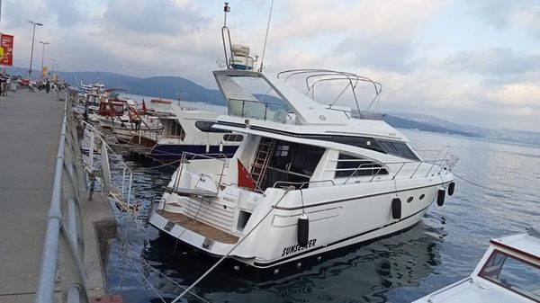 Sunseeker Carribean 52