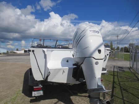 Crestliner 2150 Sportfish image