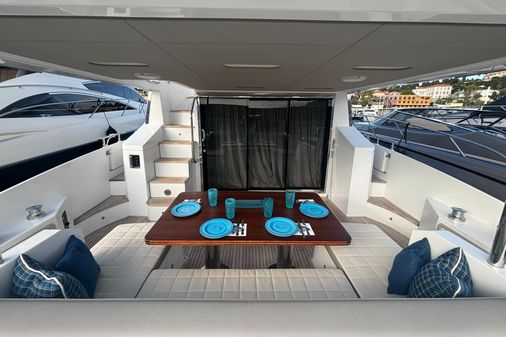 Azimut 66 FLY image