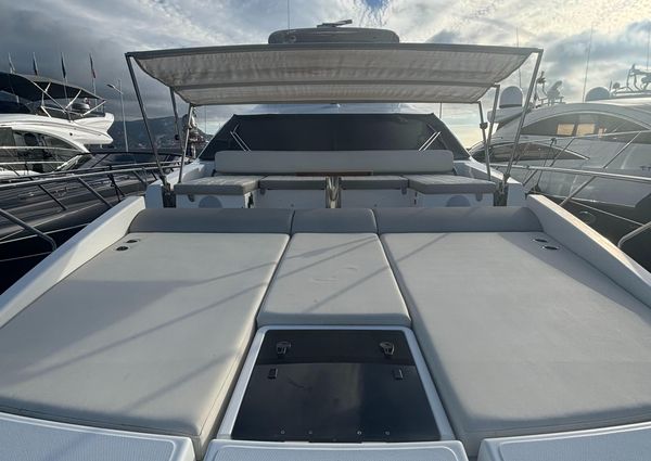 Azimut 66 FLY image