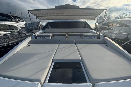 Azimut 66 FLY image