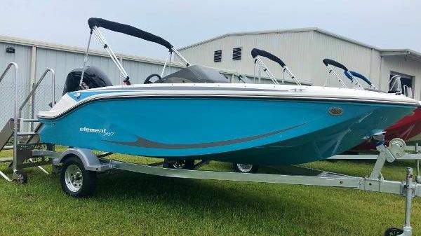 Bayliner M17 MC 